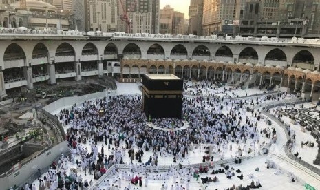 Suasana renovasi Mataf Masjidil Haram.