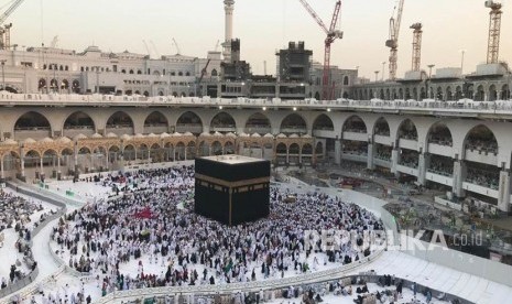 Suasana renovasi Mataf Masjidil Haram.