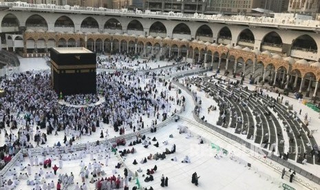 Masjid al-Haram.