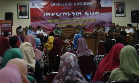 Suasana sarasehan nasional Bersatu Dalam Menyelesaikan Persoalan Bangsa”.