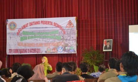 Suasana seminar Konservasi Pesisir yang digelar STIP Farming Semarang, Sabtu (10/10).