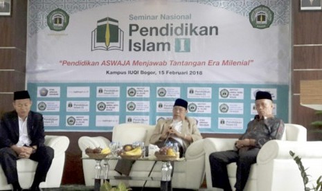 Suasana seminar nasional pendidikan Islam yang diadakan oleh IUQI.