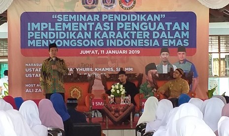 Suasana seminar pendidikan yang diadakan oleh Parent Association Bosowa Bina Insani (PABBI) SMA Bosowa Bina Insani.    