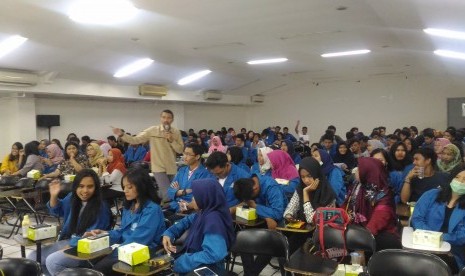 Suasana seminar “Persiapkan Diri Untuk Meraih Karir Ideal Di Era Revolusi Industri 4.0