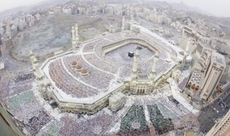 Suasana shalat Idul Fitri di Masjidil Haram Makkah.