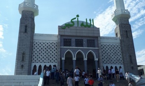 Suasana shalat Jumat di Masjid Itaewon, Korea Selatan.