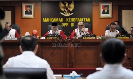 Suasana sidang perkara Setya Novanto di Mahkamah Kehormatan Dewan (MKD), Kompleks Parlemen, Jakarta, Rabu (2/12).