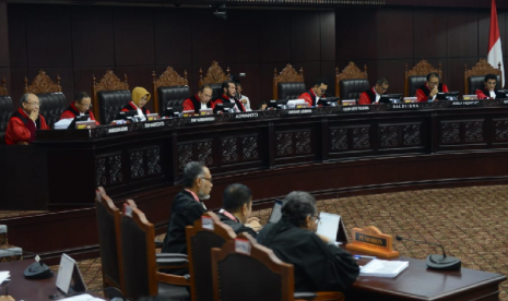 Suasana sidang sengketa Pemilhan Presiden (Pilpres) 2019 di Mahkamah Konstitusi, Jakarta, Selasa (18/6).