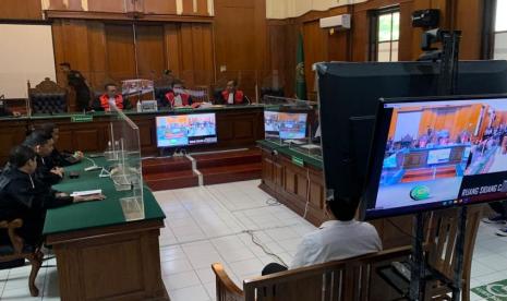 Suasana sidang vonis perkara tragedi Kanjuruhan di PN Surabaya, Jatim, Kamis (16/3/2023).