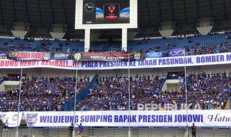 Suasana Stadion GBLA menjelang kickoff Piala Presiden antara Persib vs Sriwijaya FC