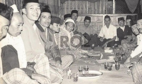 Suasana syukuran keberangkatan haji di tahun 1970-an. 