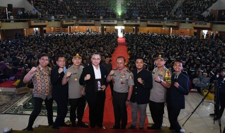 Suasana talk show Bela Negara untuk maahsiswa baru IPB University di Grha Widya Wisuda, Kampus Dramaga, Bogor, Jawa Barat, Jumat  (9/8).