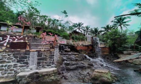   Suasana tempat Wisata Umbulan Tanaka di dekat Gunung Kawi wilayah Wonosari, Kabupaten Malang, Provinsi Jawa Timur (Jatim). 