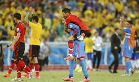 Suasana usai laga Brasil vs Meksiko