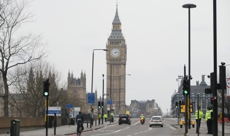 Suasana Westminster Bridge pascaserangan