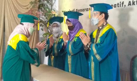 Suasana wisuda SD Bakti Mulya 400 Jakarta angkatan 31, Sabtu (19/6).