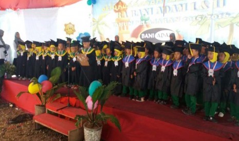 Suasana wisuda siswa RA Bani Adam Boyolali Angkatan ke-10.