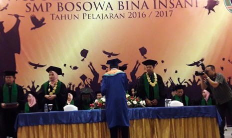 Suasana wisuda SMP Bosowa Bina Insani angkatan XXIII tahun pelajaran 2016/2017.