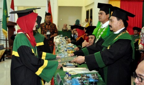 Suasana wisuda yang digelar UIN Ar-Raniry di Banda Aceh, Selasa (27/2) dan Rabu (28/2).