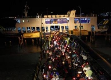 Suasana di Pelabuhan Gilimanuk saat mudik