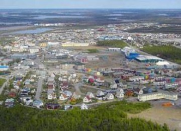 Suasana kota Inuvik