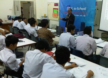 Suasana Rol to School di SMA Smart Ekselensia