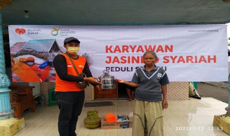 Sudah hampir 3 bulan berlalu sejak Erupsi Gunung Semeru yang terjadi 4 Desember 2021. Musibah ini menyebabkan korban meninggal dunia dan terluka, serta ribuan orang kehilangan tempat tinggal.