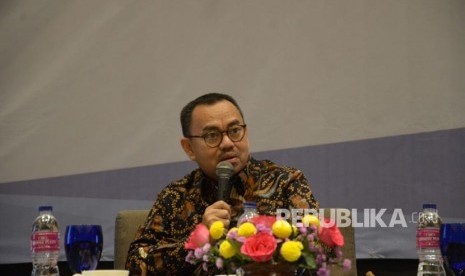 Sudirman Said dalam acara Bussines Sharing 'Mengenal Lebih Dekat Pak Sudirman Said dan Bu Ida Fauziyah' yang digelar para pengusaha di Jawa Tengah.