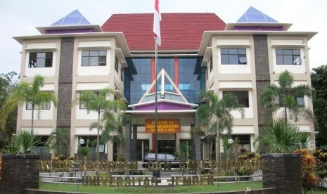 Sudut kampus Universitas Jember, Jawa Timur.