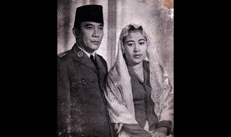  Sukarno dan fatmawati