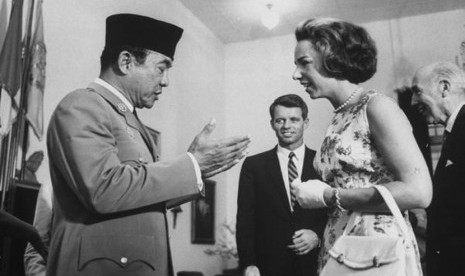 Sukarno, Ethel Kennedy, Robert Kennedy