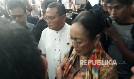 Sukmawati Soekarnoputri saat mengunjungi Kantor MUI Pusat, Kamis (5/4). Sukmawati ingin mengklarifikasi terkait puisi 'Ibu Indonesia' yang menjadi kontrovetsial.