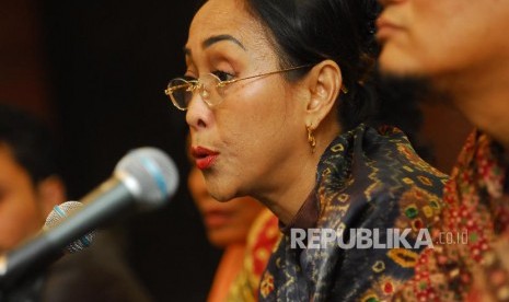 Sukmawati Sukarnoputri 