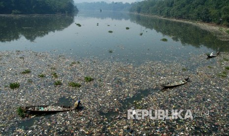 Sungai Citarum, di daearah Batujajar, Kabupaten Bandung Barat.