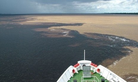 Sungai Rio Negro di Brasil