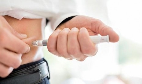 Suntik insulin bagi penderita diabetes