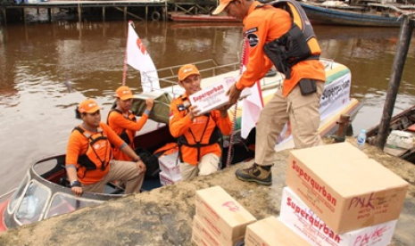 Superqurban Rumah Zakat. Rumah Zakat menyalurkan Superqurban ke pelosok.