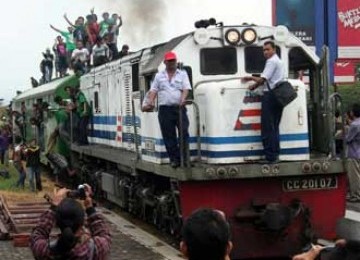 Suporter beratribut akan dilarang naik kereta untuk menyaksikan Kongres PSS di Solo pada Sabtu (9/7).