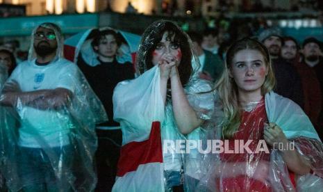 Fan Inggris membuat petisi agar final Euro 2020 diulang. Suporter Inggris bereaksi atas kekalahan Inggris pada Final UEFA EURO 2020. 