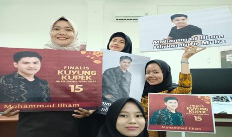 Suporter siap mendukung wakil Dinas Kominfo dalam pemilihan Kuyung Kupek 2023.