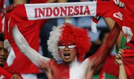 Suporter Timnas Indonesia yang mendukung Elie Aiboy dkk di Stadion Bukit Jalil Malaysia