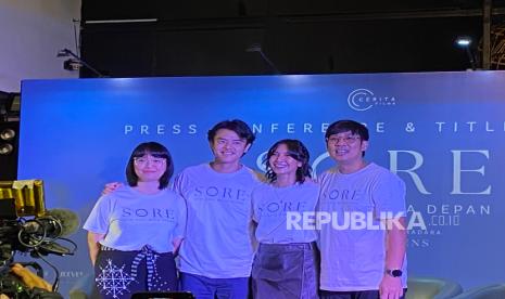 Suryana Paramita, Dion Wiyoko, Sheila Dara dan Yandi Laurens dalam konferensi pers film 