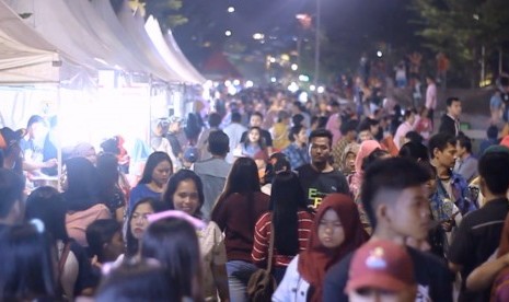 Susana malam hari di kawasan Kalijodo, Jakarta