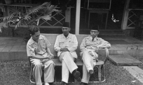 Sutan Syahir, Sukarno, dan Hatta.