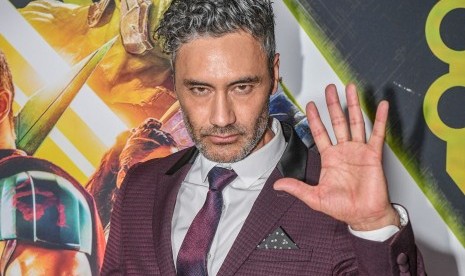 Disney telah mengonfirmasi bahwa Taika Waititi akan ikut menulis dan menyutradarai film Star Wars terbaru (Foto: sutradara Taika Waititi)