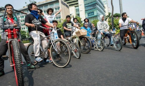 Sweet Iron Lowrider Bicycle Community di Bunderan HI.