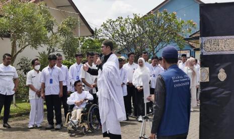 Syawal Travel meluncurkan Produk Umrah Sahabat Disabilitas.