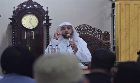 Syekh Muhammad Jaber, adik kandung Syekh Ali Jaber bersafari ke Bandar Lampung, Senin (8/11). 