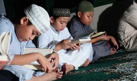 Tadarus Alquran di bulan Ramadhan