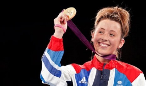 Taekwondoin Jade Jones menyumbang medali emas pertama Olimpiade dari cabang taekwondo.